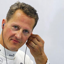 <![CDATA[ Piloto que resgatou Schumacher nos Alpes quebra silêncio: «Pensei que estavam a brincar» ]]>
