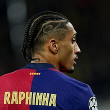 <![CDATA[ Raphinha sem 'papas na língua' após eliminação do Barcelona: «Foi um jogo roubado» ]]>