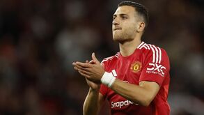 «Dalot irá fazer os possíveis para ajudar o Manchester United e Ruben Amorim»
