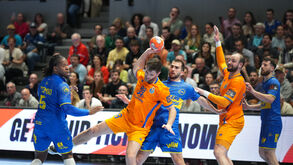 FC Porto derrotado mas segue em frente