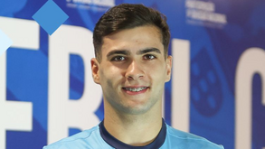 Rodrigo Ramos renova contrato com o Vizela até 2029