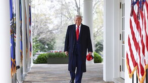 Trump avança com tarifas recíprocas mínimas de 10% para todos os países: UE com 20%