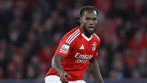 Renato Sanches volta a parar: médio sofre nova lesão muscular