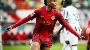 Alisson chegou, encantou e só lhe falta jogar: extremo já subiu ao plantel principal do Sporting