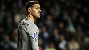 Cláudio Ramos dado com apto na véspera do clássico entre FC Porto e Benfica