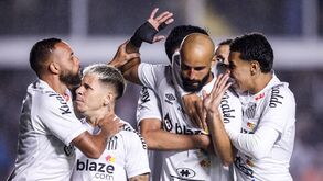 Santos de Pedro Caxinha soma primeiro ponto no Brasileirão