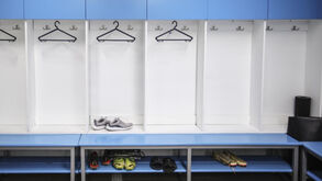 Crise no Ribeirão: equipa foi a jogo com oito jogadores e encontro não chegou ao fim