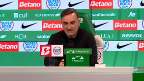 Carvalhal elogia formação e rejeita euforia: «Jogo mais importante da nossa vida é o de domingo»