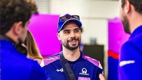 Miguel Oliveira foi ao Qatar matar saudades da Prima Pramac