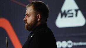 Histórico: Jackson Page é o primeiro jogador de snooker a completar duas máximas no mesmo jogo