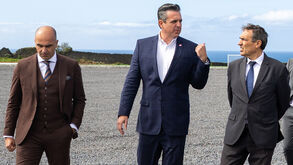 Proença, Teixeira e Martínez visitaram novo Centro de Treinos do Santa Clara