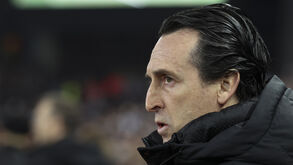 Unai Emery prepara o duelo com o Bolonha