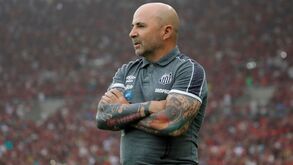 Jorge Sampaoli desejado no Santos: Técnico está a analisar proposta