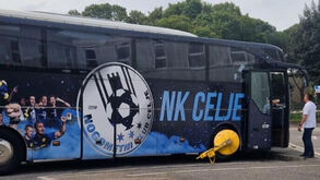 Insólito: Celje teve autocarro bloqueado antes do jogo com a Fiorentina