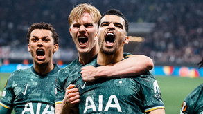 Solanke marcou o golo que apurou o Tottenham para as meias-finais da Liga Europa