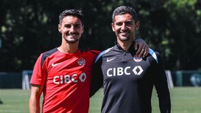 Mauro Eustáquio e o apoio do portista Stephen: «Acho que o meu irmão também vai ser treinador»