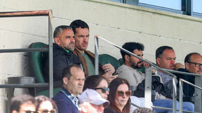 Rui Borges e Geovany Quenda de olho no jogo de juvenis do Sporting