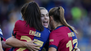 Barcelona goleia Chelsea na primeira mão das meias-finais da Champions feminina