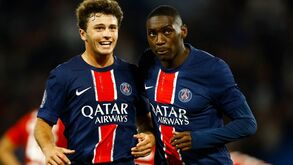 Paris SG quer renovar com Ousmane Dembélé