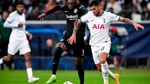 Romero em duelo com Kolo Muani