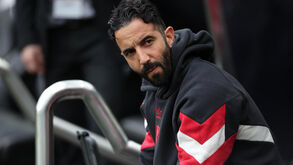 Amorim tem muito em que pensar