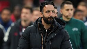 Ryan Giggs revela o que Amorim precisa para ter sucesso no Man. United e atira: «Gosto dele, é carismático»