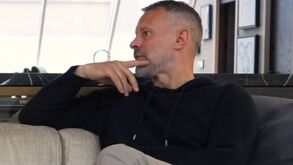 Giggs recorda Cristiano Ronaldo no Man. United: «O melhor com quem joguei»