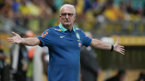 Dorival Júnior vai assumir comando do Corinthians