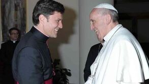 Cerimónia privada de sepultamento do Papa terá um português como testemunha