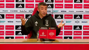 Bruno Lage traça perfil de reforços, faz comparação de jogadores e atira: «Não é recado para dentro»