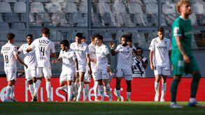 V. Guimarães-Rio Ave, 3-0: feito na 1.ª parte com muita classe