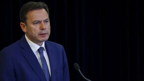 Montenegro explica por que razão retoma da energia pode ser mais demorada em Portugal do que em Espanha