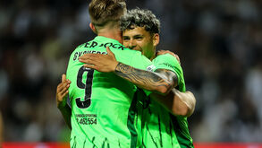 Maxi Araújo e Gyökeres trocam elogios após conexão no Bessa: «Gracias hermano»