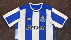 A possível camisola principal do FC Porto para a próxima época