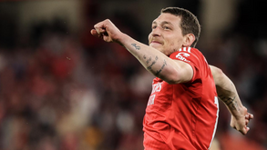 Belotti convence e vai ficar no Benfica