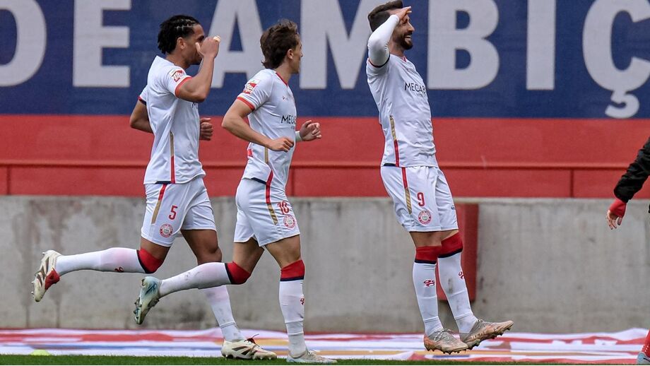 Emblema do Lis era o único em situação de incumprimento e resolveu a questão dentro do prazo