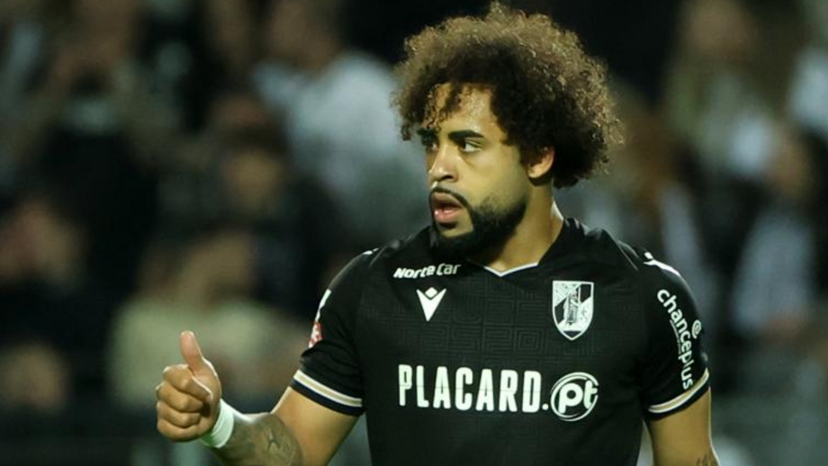 Telmo Arcanjo festeja golo ao Moreirense