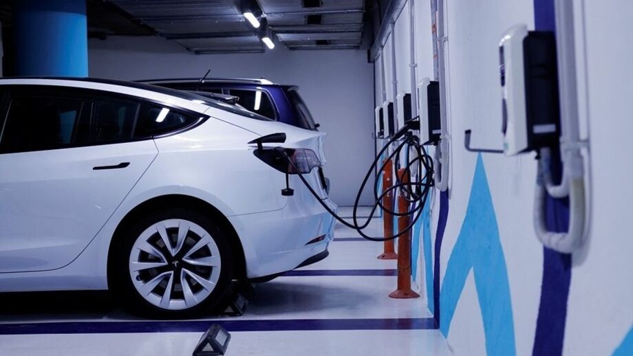 Incentivo à introdução no consumo de veículos de emissões nulas está a ter forte adesão