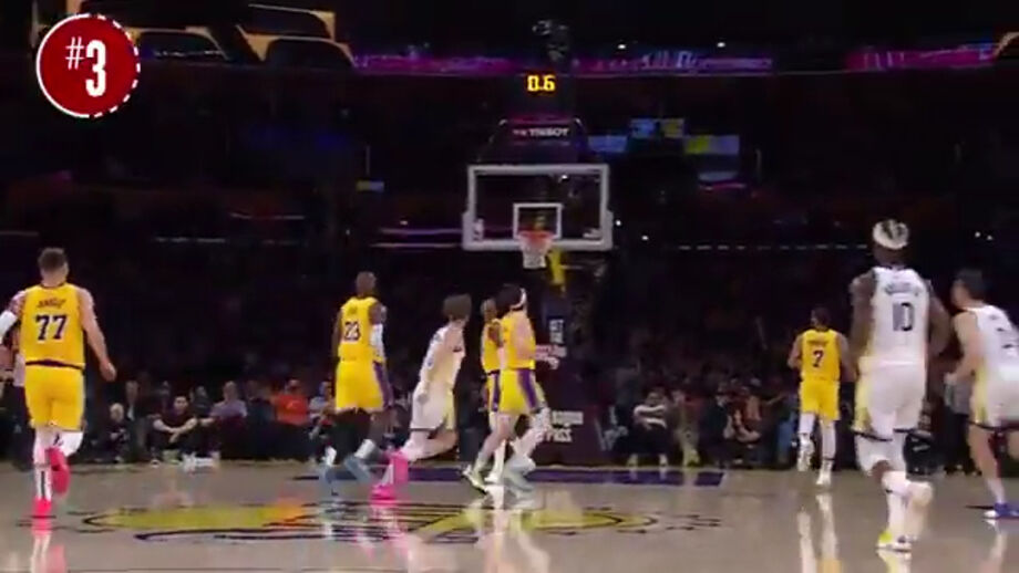 Lances como um lançamento do meio-campo e até um Buzzer Beater foram destaque