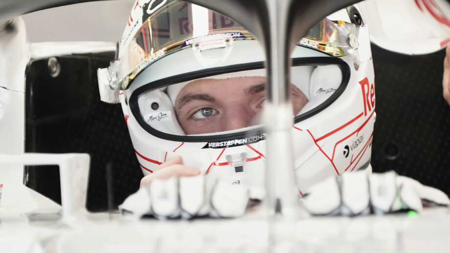 Max Verstappen garantiu a pole position no Japão
