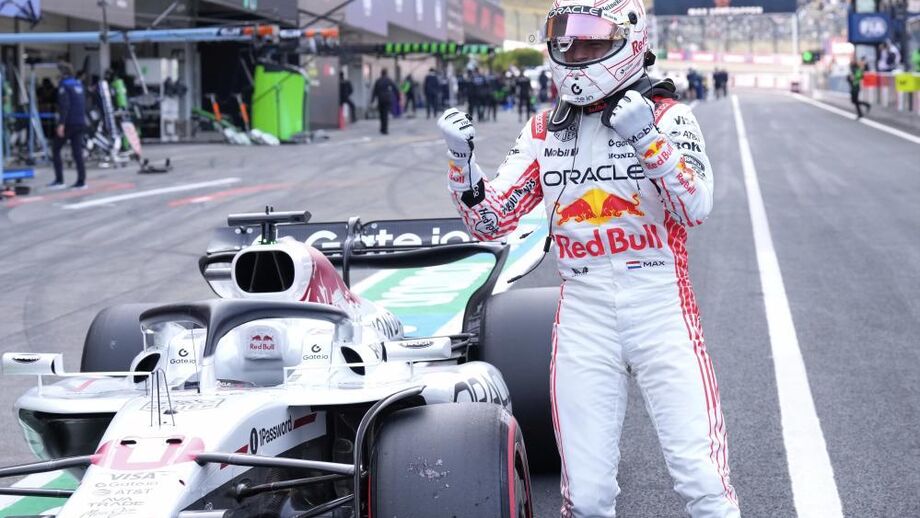Max Verstappen conquistou a pole position do Grande Prémio do Japão de F1