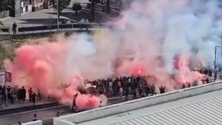 Comitiva dos encarnados recebeu muito apoio