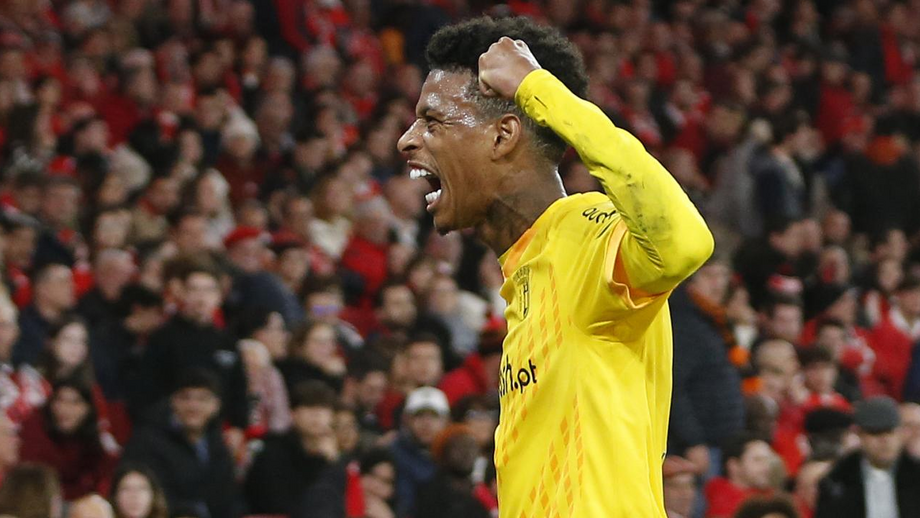 Robson Bambu celebra golo frente ao Benfica
