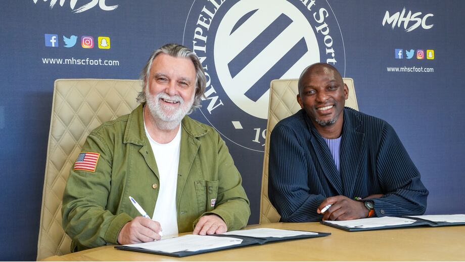 Zoumana Camara ao lado de Laurent Nicollin, presidente do Montpellier