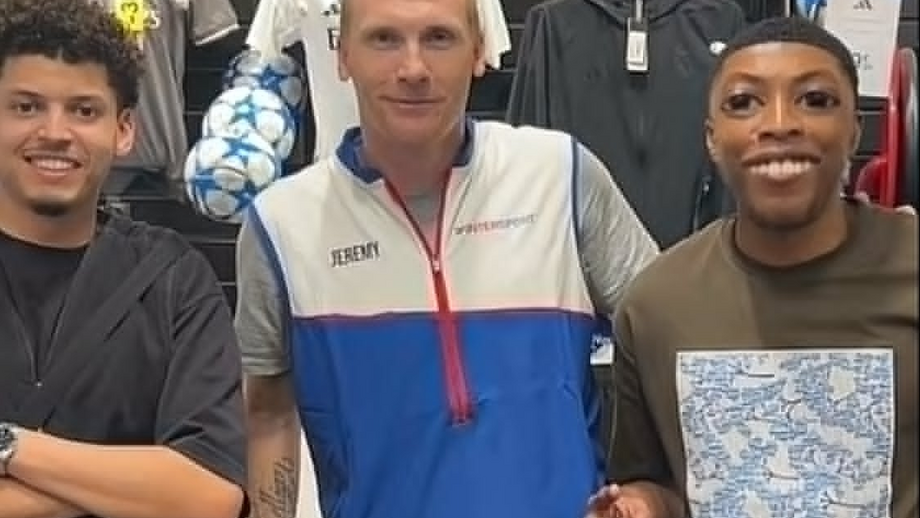 Mathieu equipado à rigor na sua nova vida