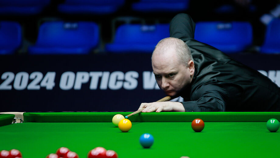 Graeme Dott em ação no Wuhan Open 2024