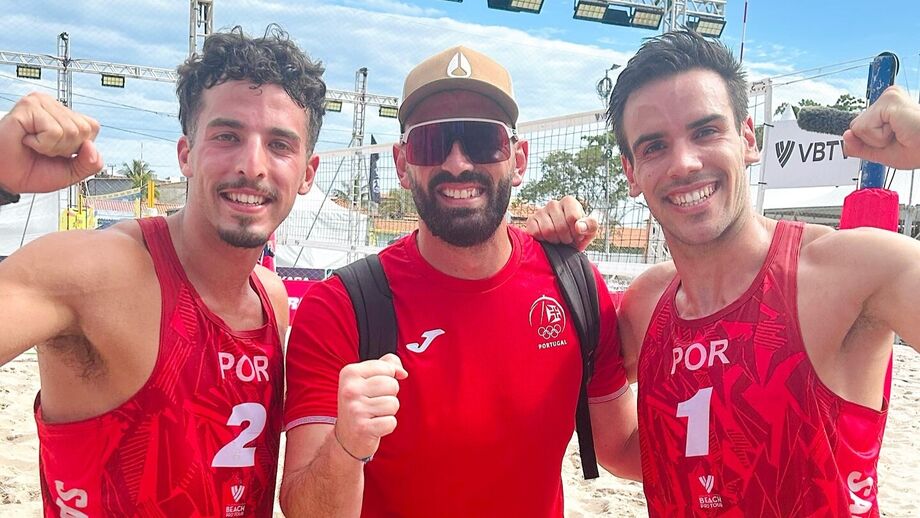 Pedrosa/Campos no quadro principal do Elite16 Saquarema de voleibol de praia