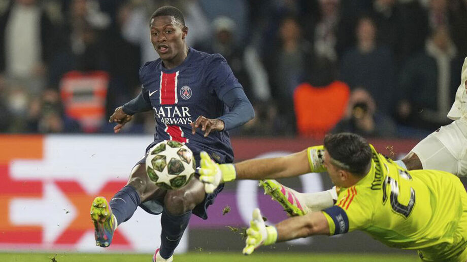 Nuno Mendes fecha triunfo do PSG