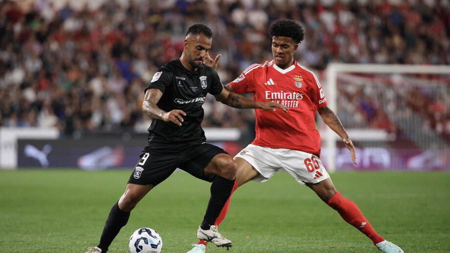 Joshua Wynder, central do Benfica