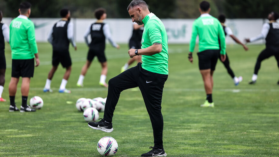 Rui Borges orientou sessão matinal em Alcochete